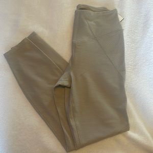 Good American leggings